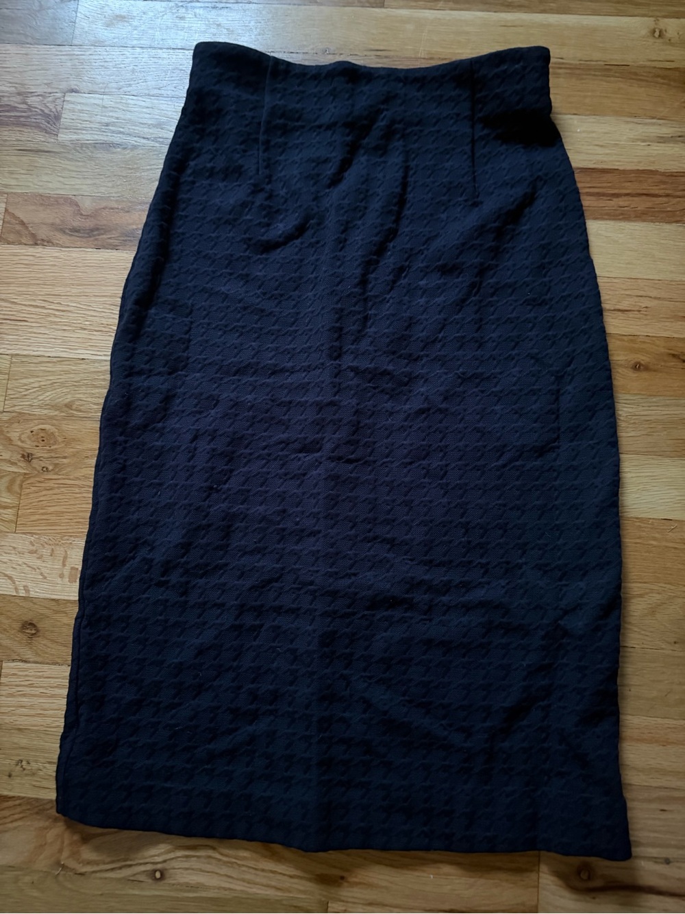 Theory Black Waffle Textured Pencil Skirt